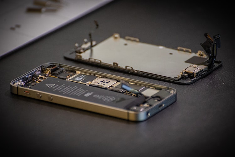 21. Smartphone repairs and electronics
