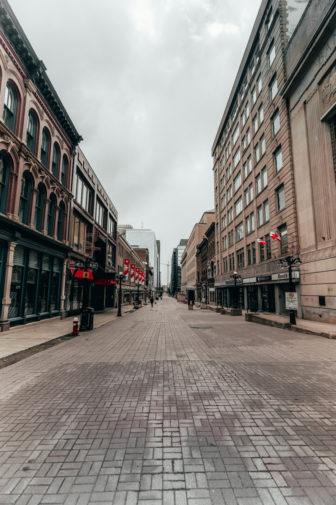 travelers stories about Town in Ottawa, Canada