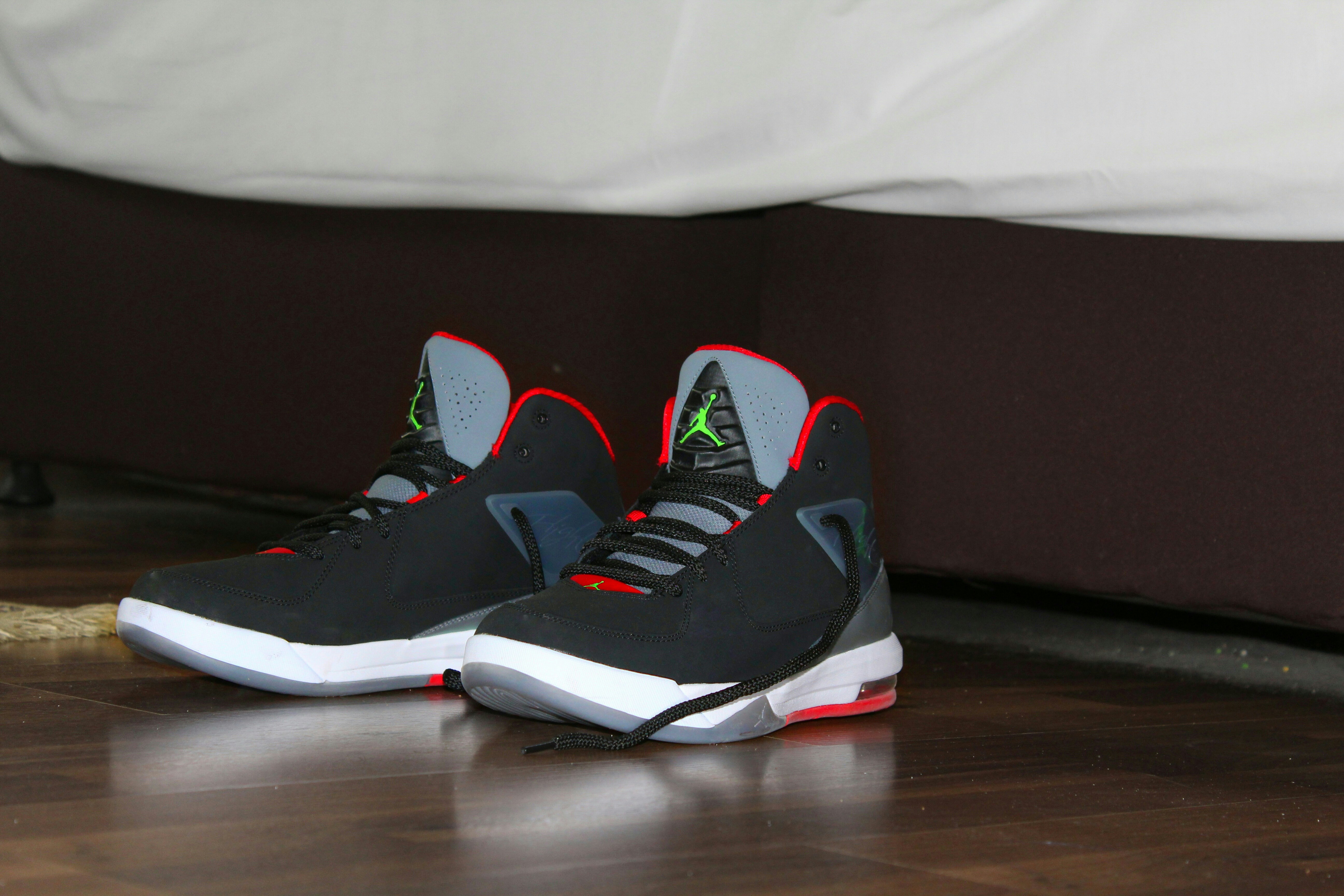 nike black red and white