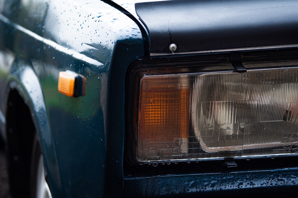 black car with orange light