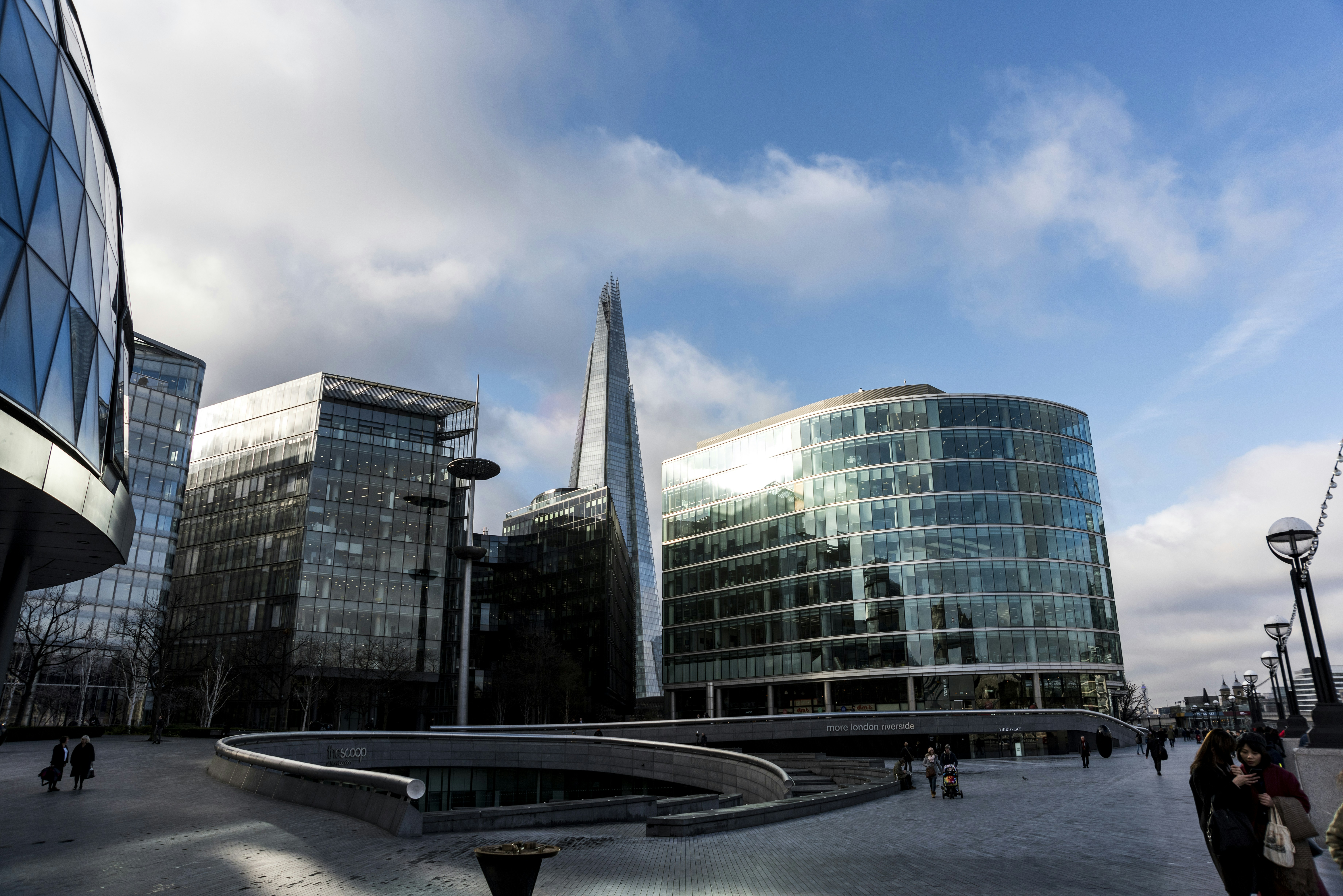 Reino Unido lanza "Supercharged Sandbox": Firmas financieras probarán herramientas de IA con apoyo de la FCA y Nvidia