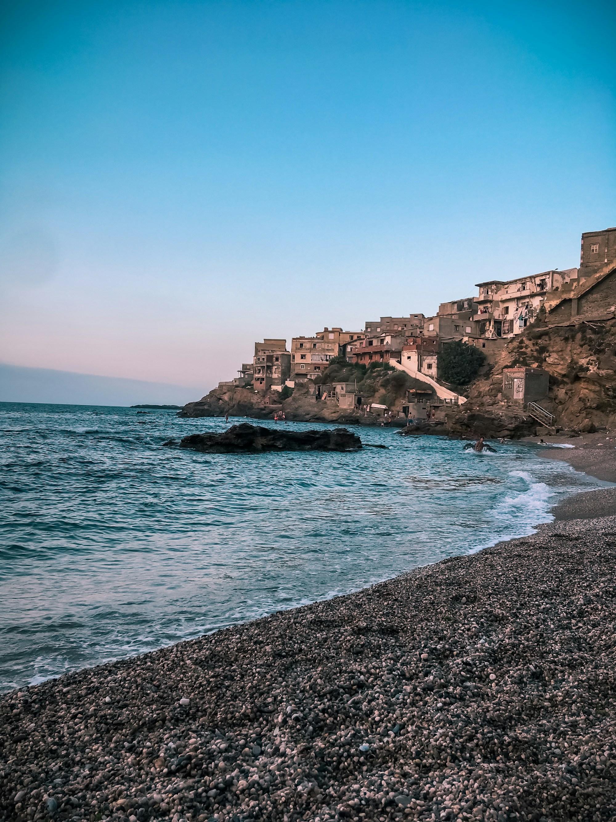 Exploring Authentic Algerian Cuisine: Dishes, Restaurants, and Recipes