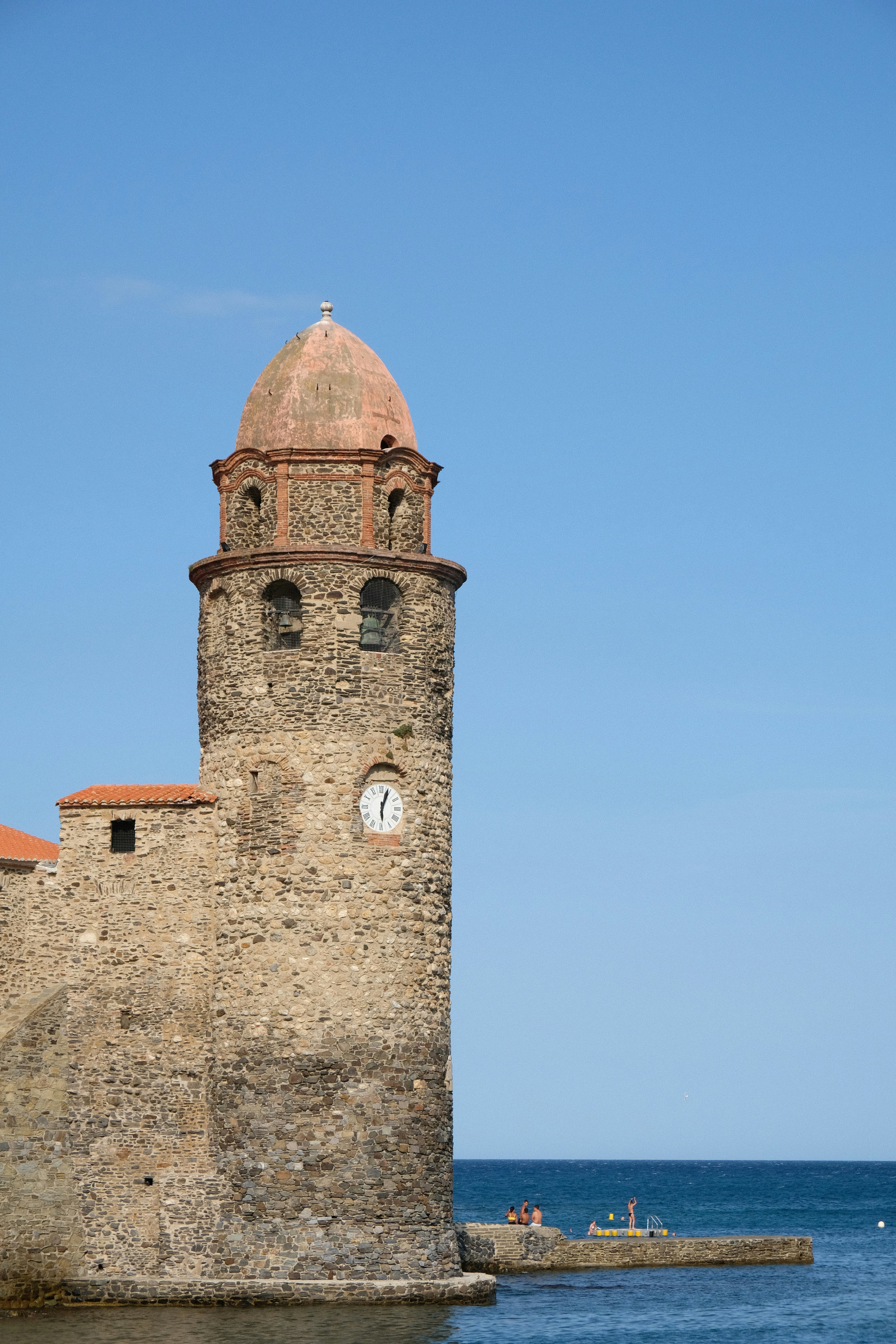 Photo by leopoldbroland