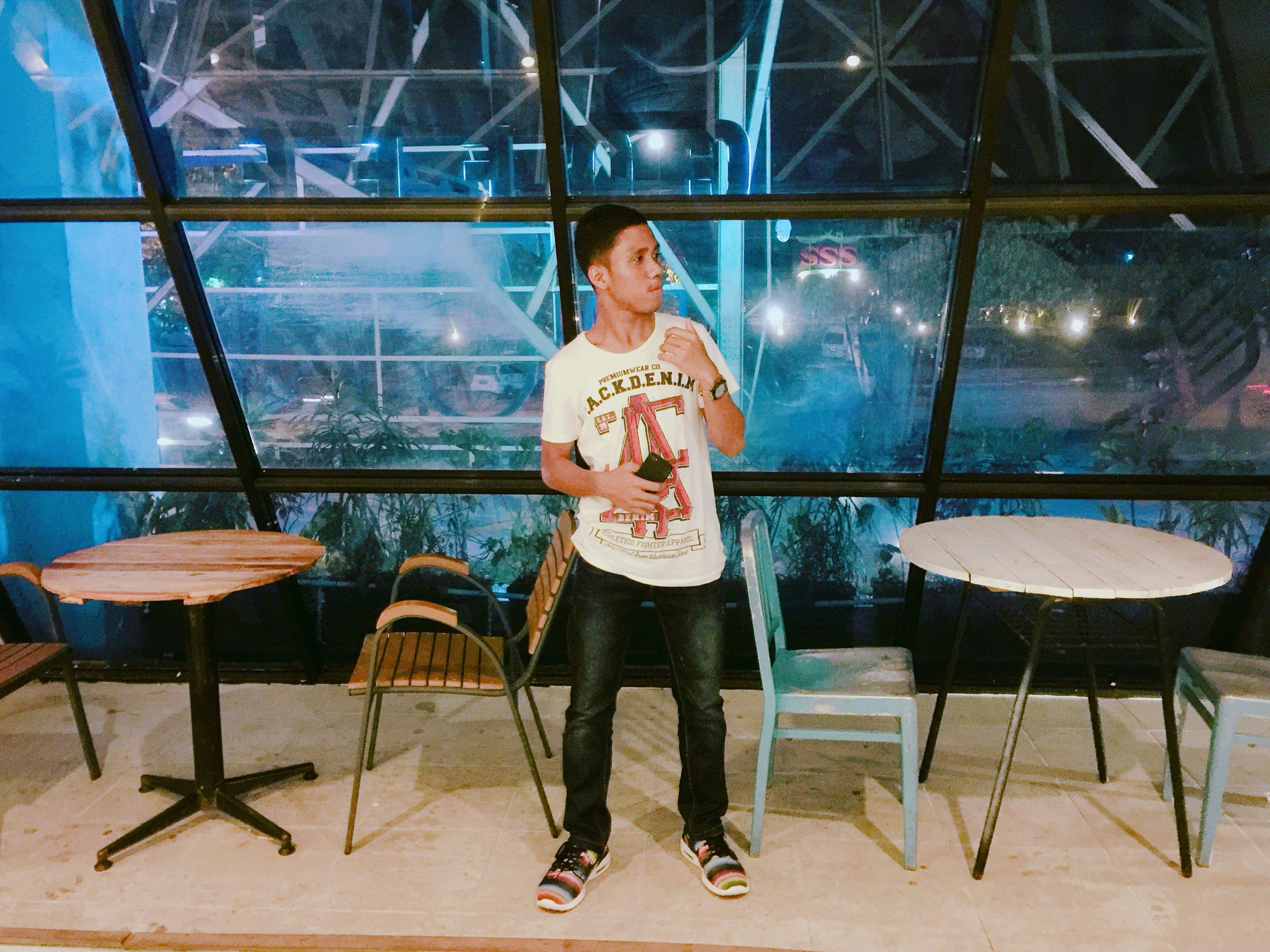 Photo by rijkibudiman