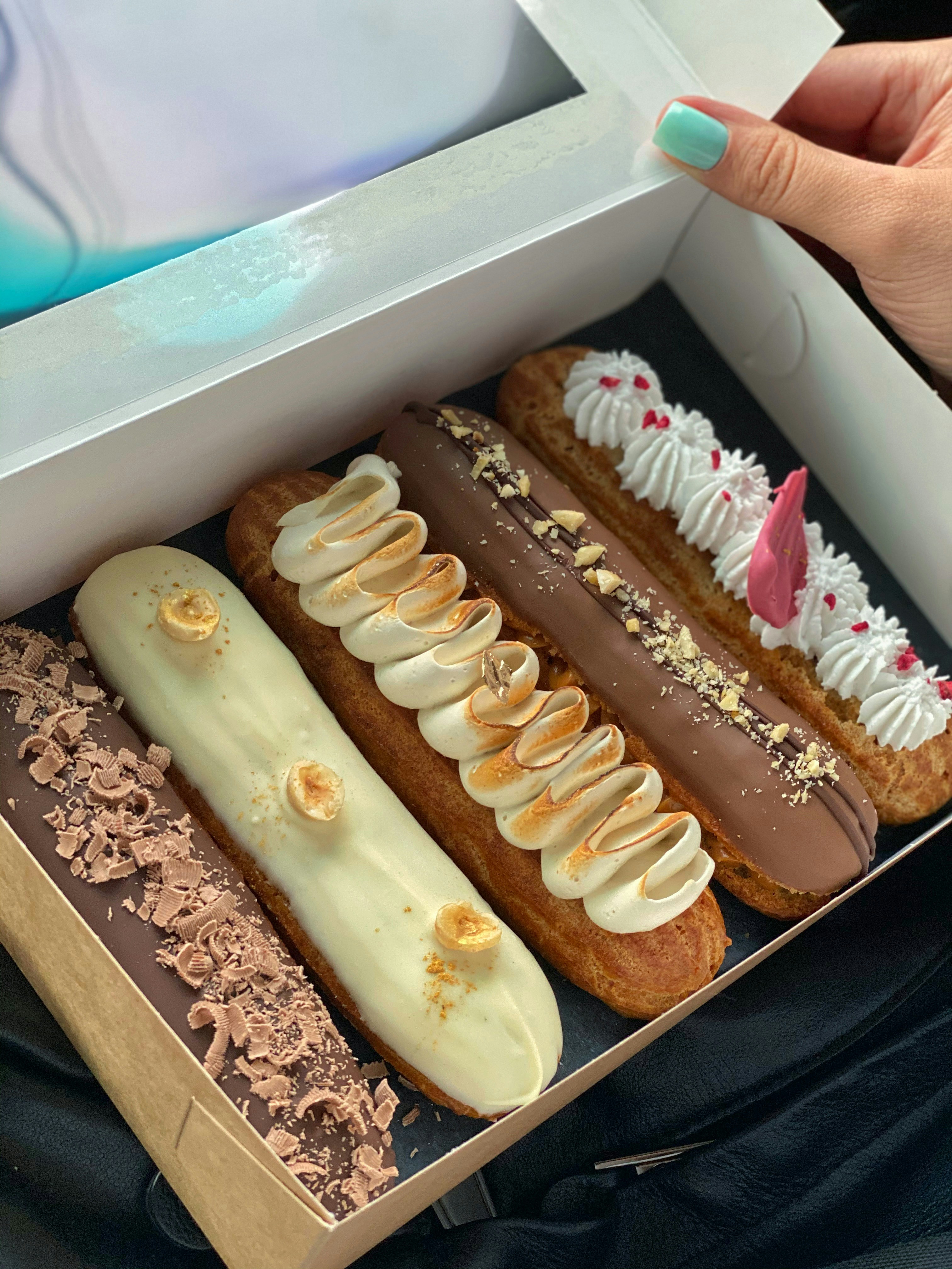 Classic Filipino Ube Éclair