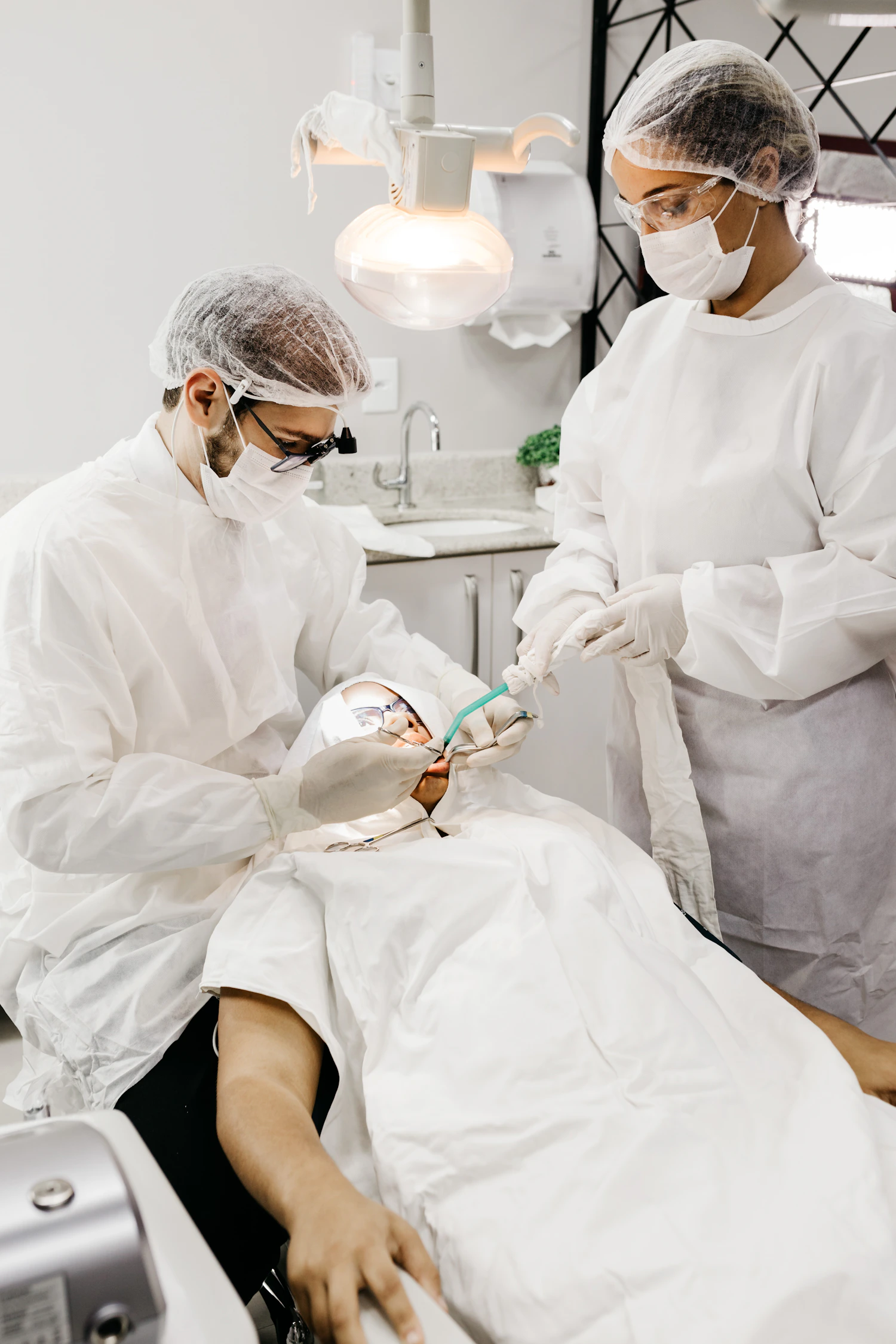 Flossing When Teeth Feel Sensitive