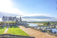 Amboise : Ville la Plus Accueillante du Centre-Val de Loire selon Booking.com !