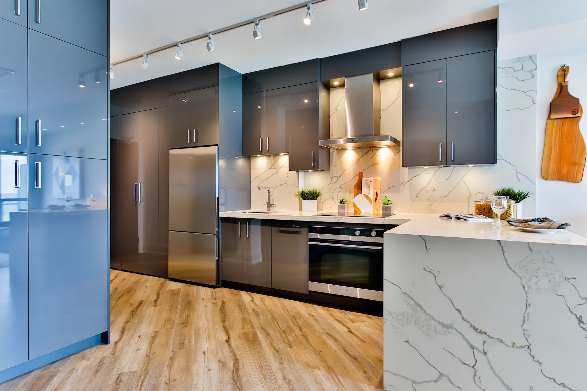 Walnut Marble Kitchen