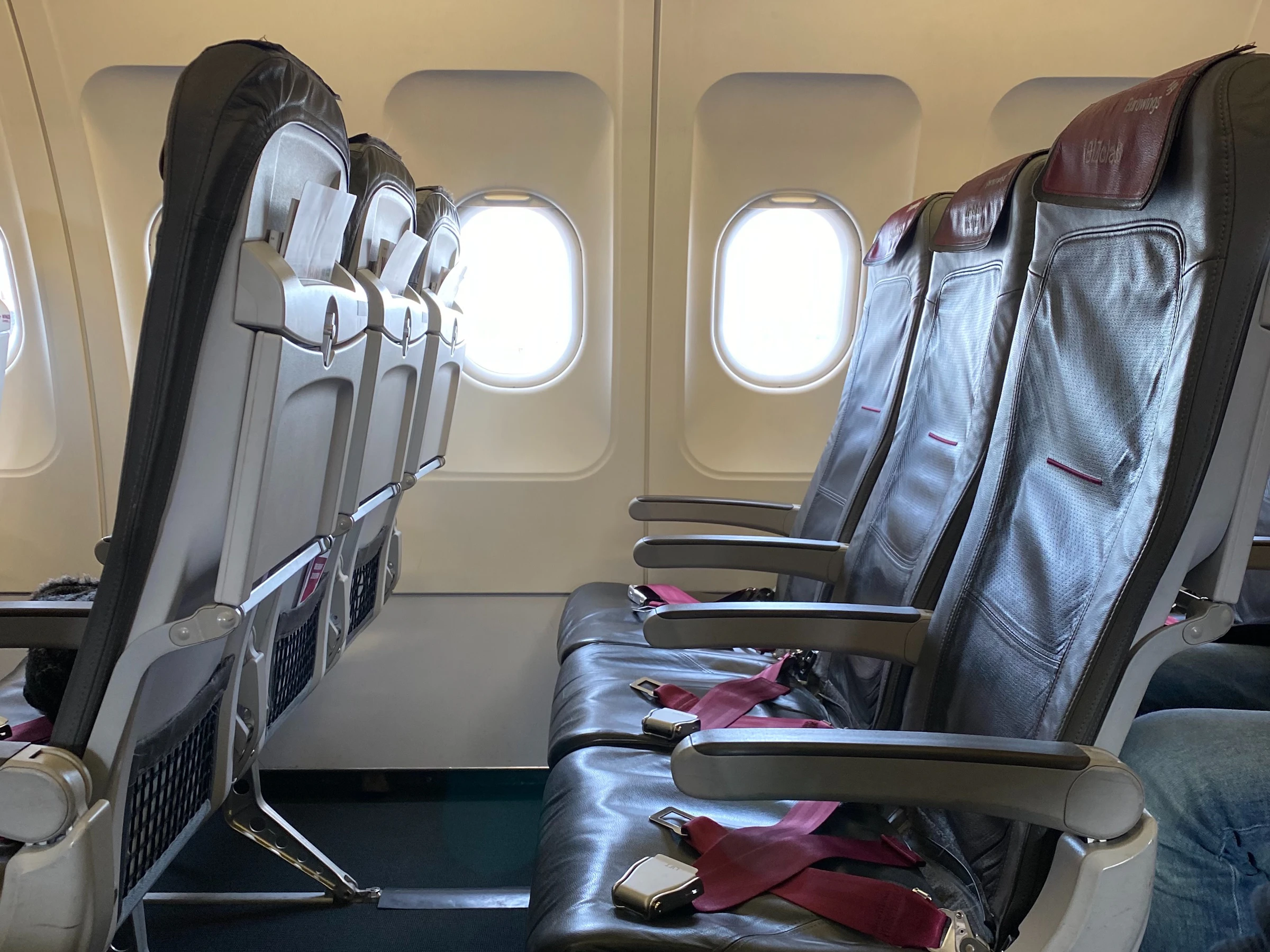 Airplane cabin interior