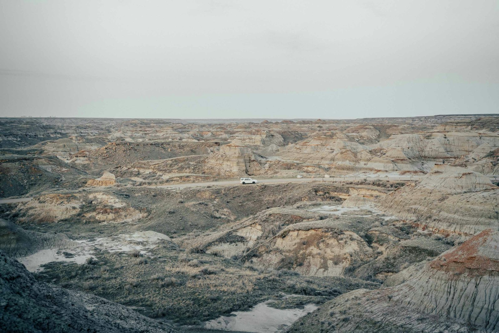 ZEISS Batis 40mm F2 CF sample photo. Brown and gray rock photography