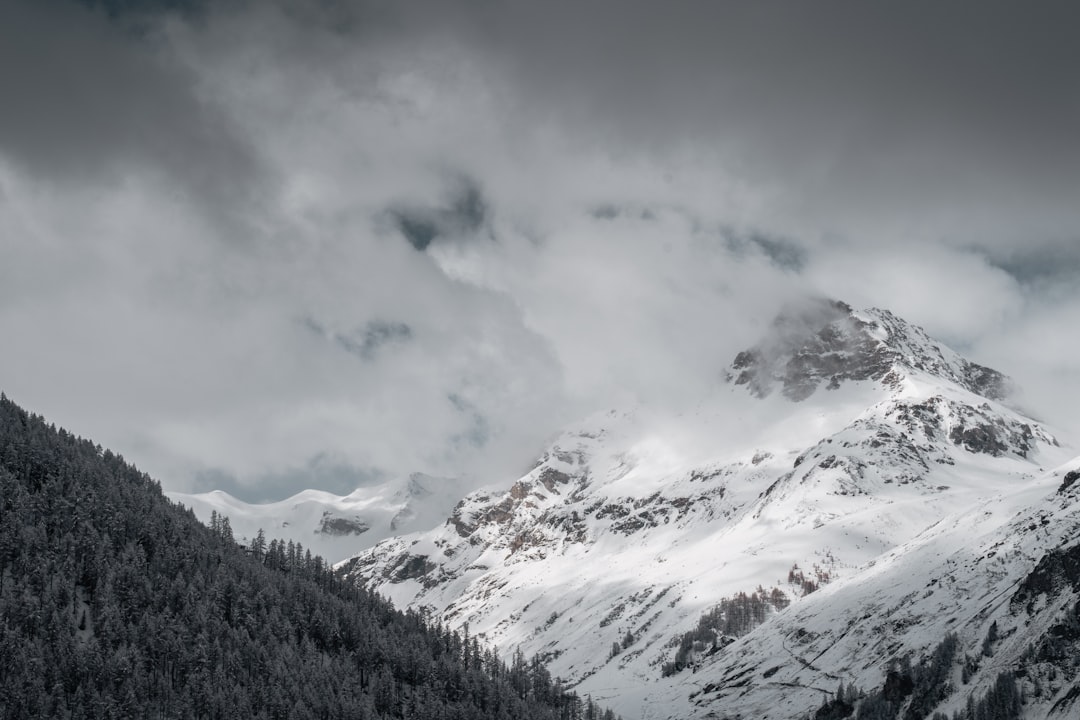 photo of Val-d'Isère Mountain range near Les Arcs