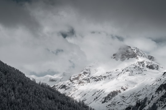 photo of Val-d'Isère Mountain range near Mont Joly