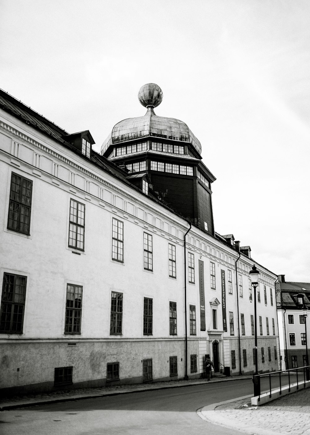 grayscale photo of concrete building