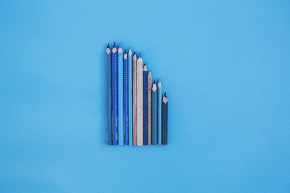 matita blu, gialla e verde
