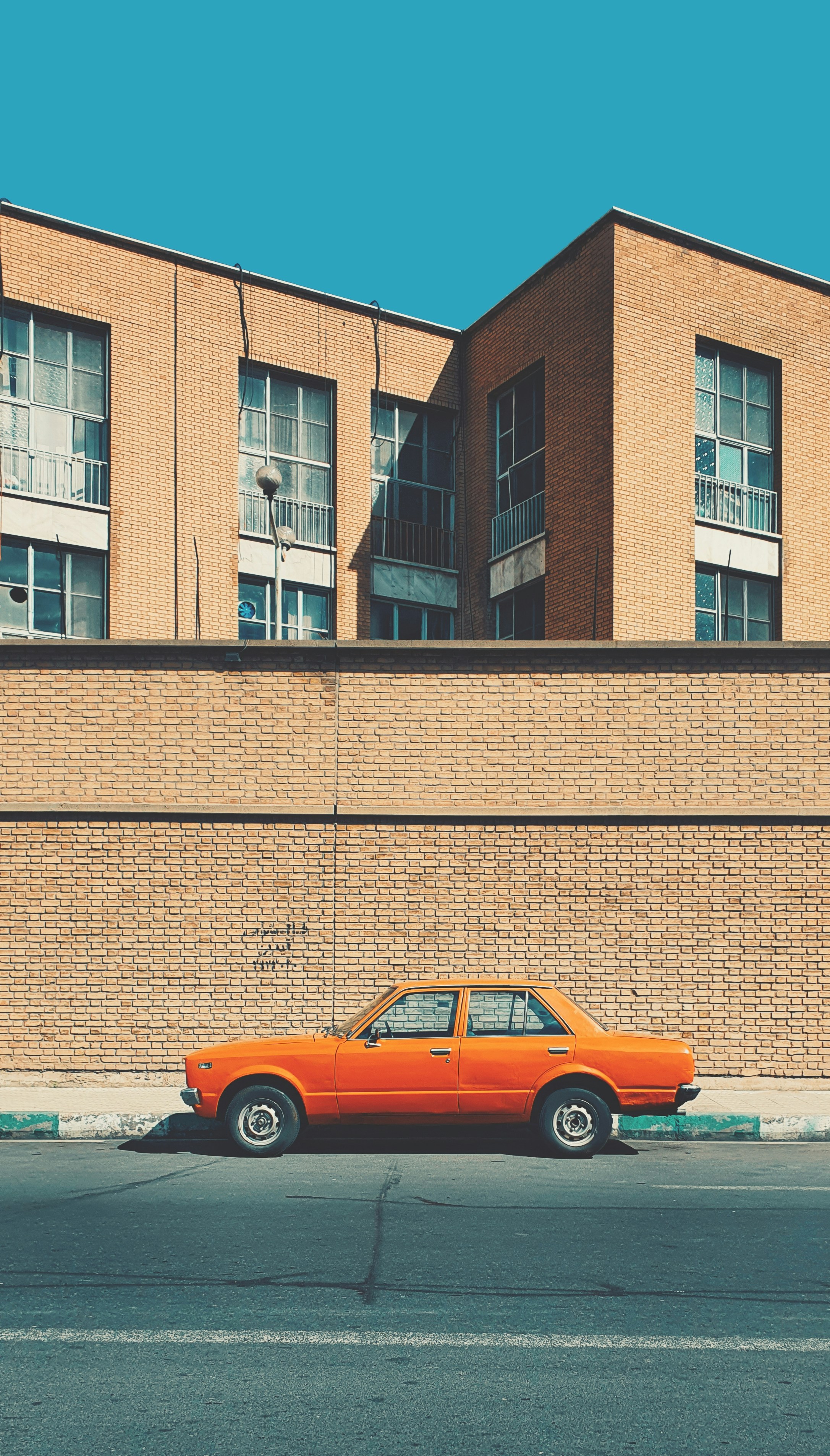 Photo by hasanalmasi