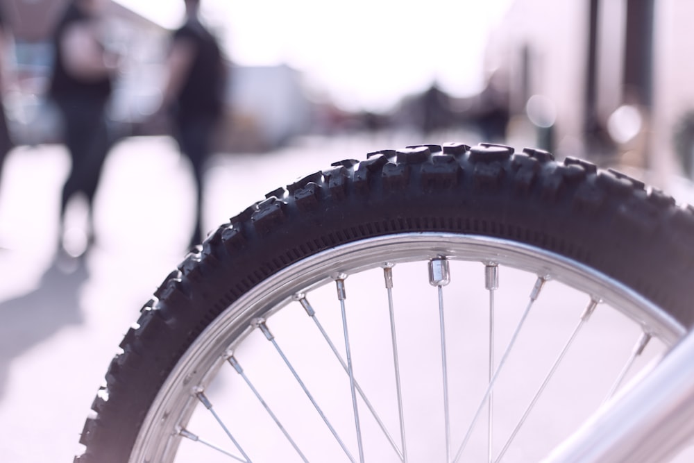 black bicycle wheel with tire