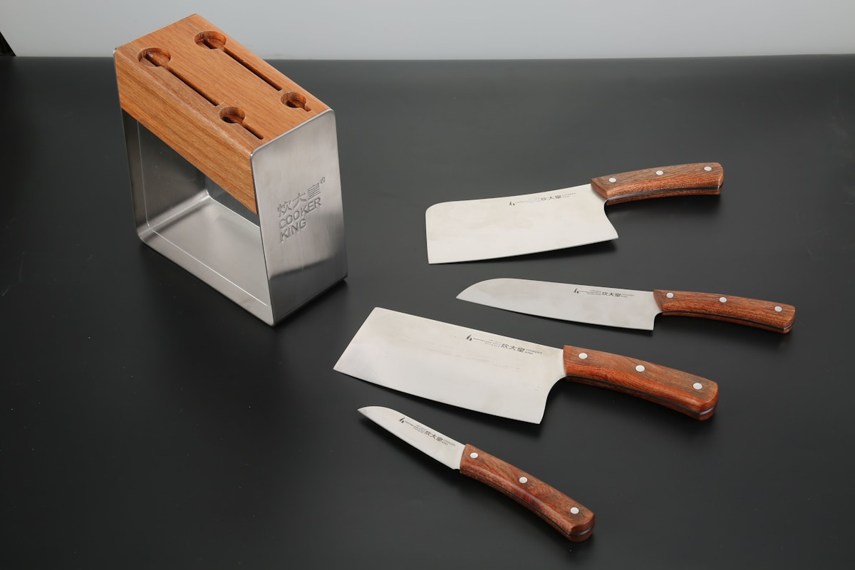 What Is The Best Way To Clean A Bristle Knife Block?