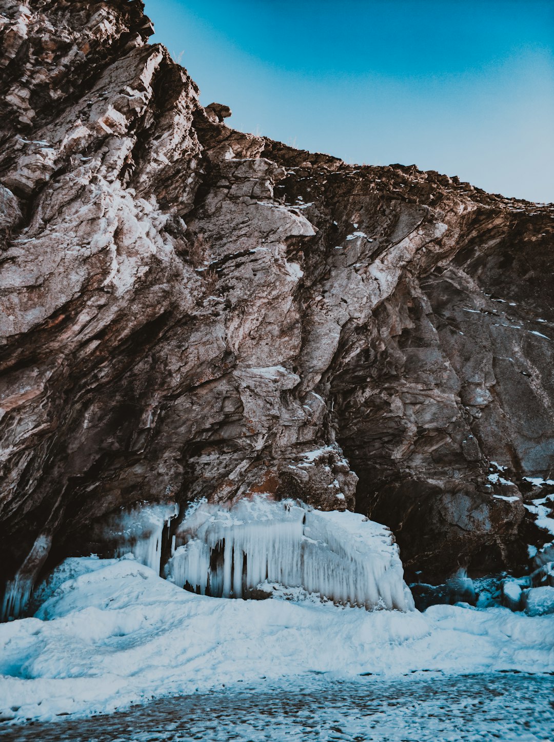 travelers stories about Cliff in Lake Baikal, Russia