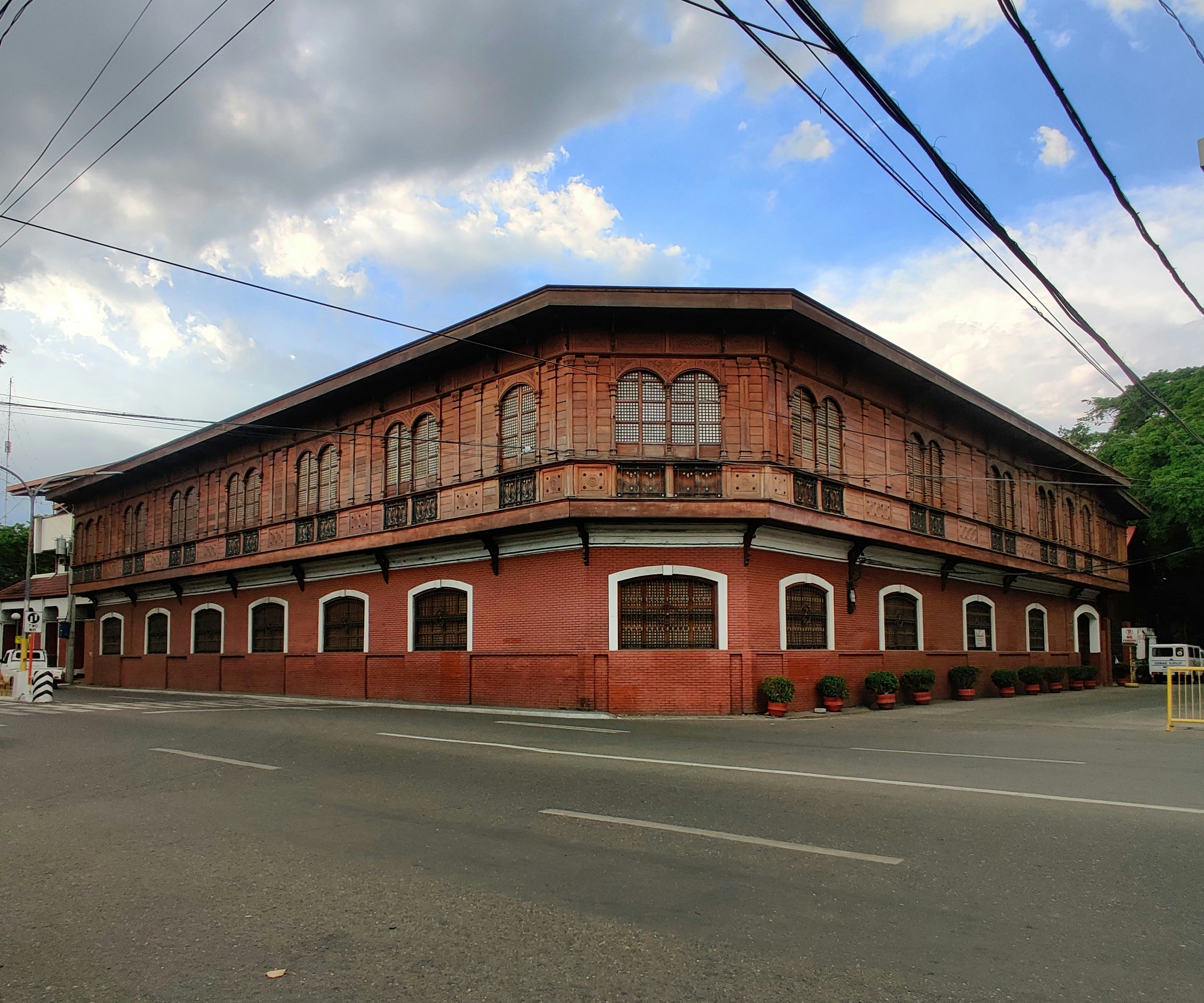 Tobacco warehouse facility