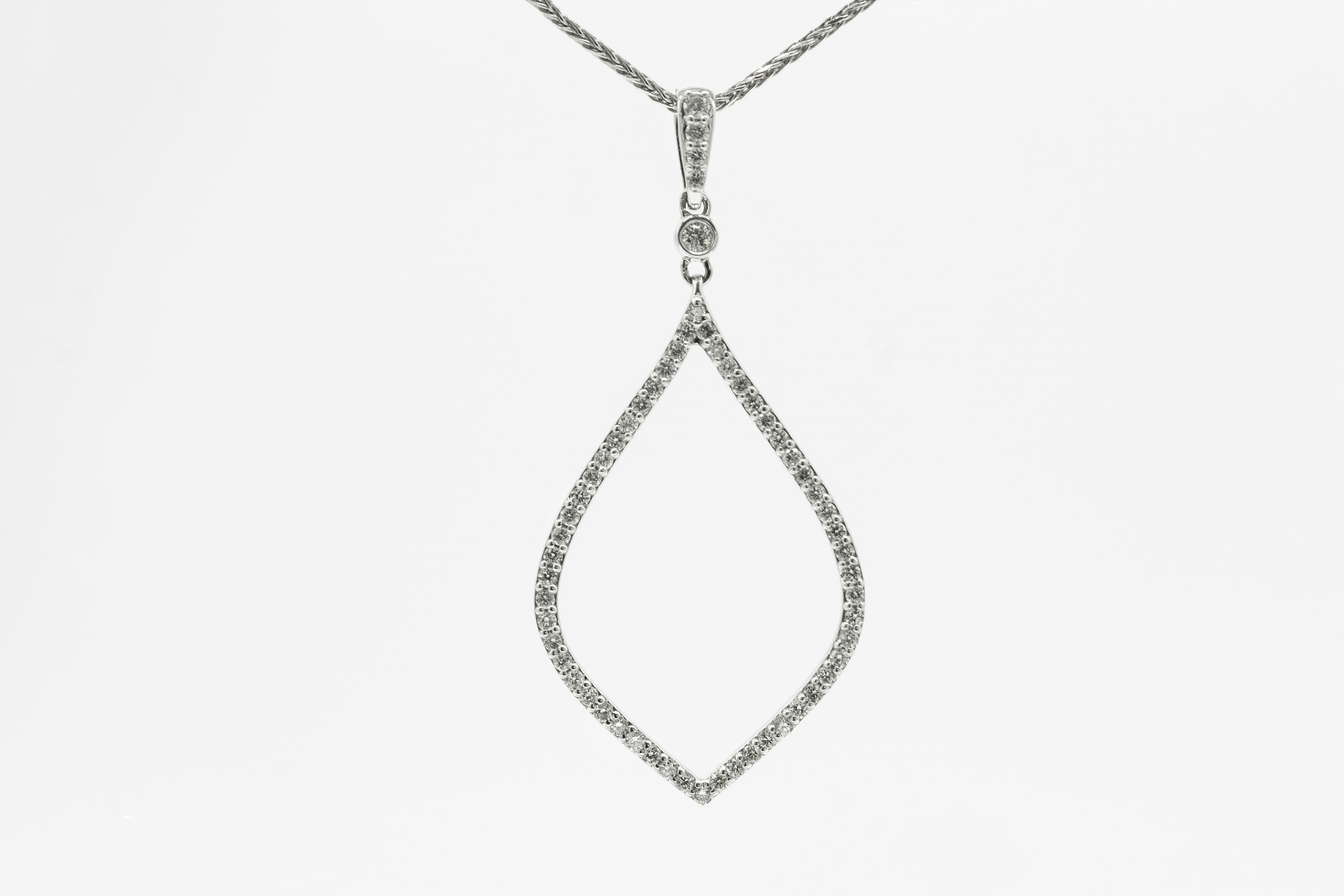 Photo by sabrinnaringquist