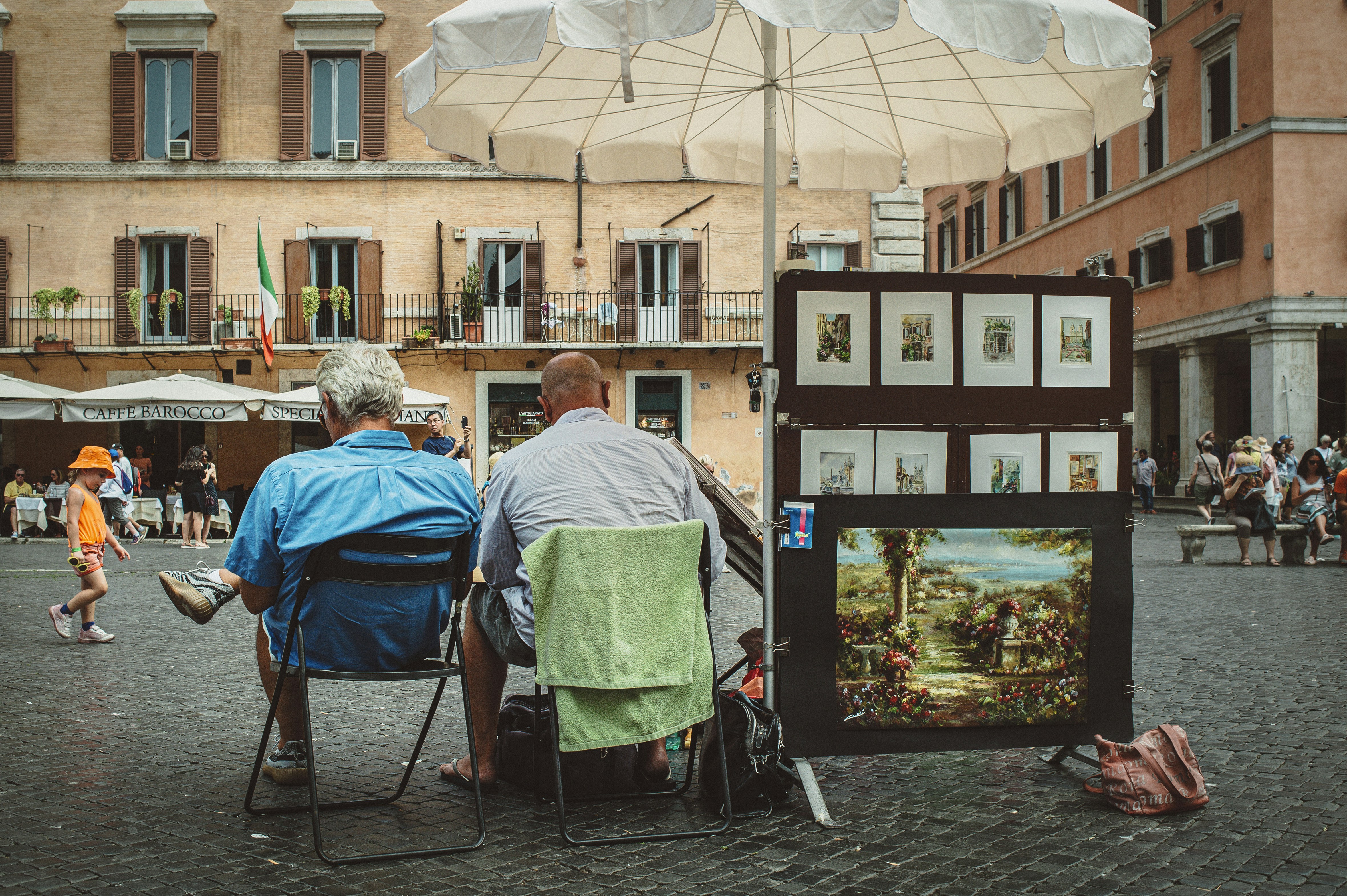 Street artists in Piazza Navona, Rome.