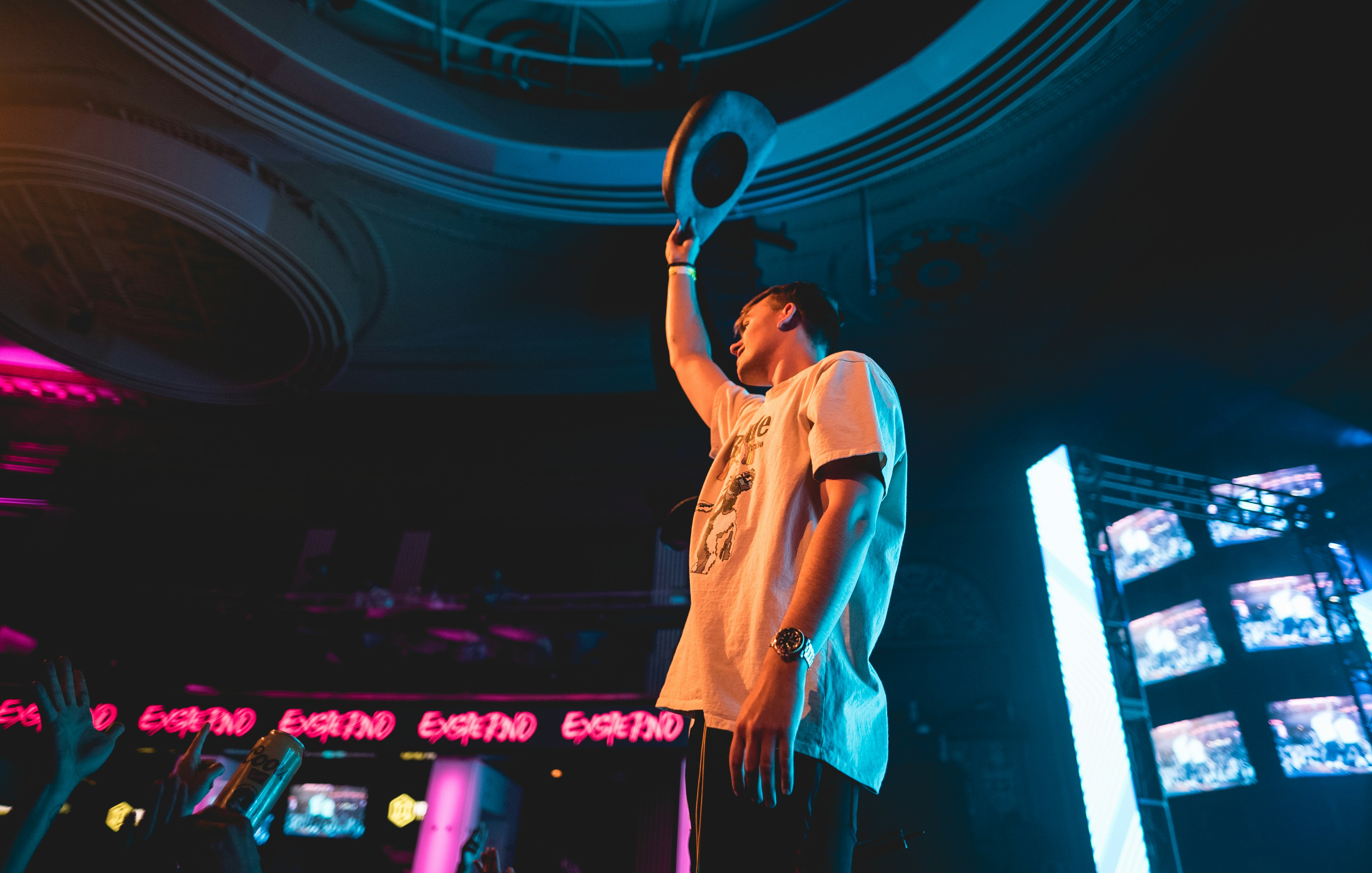 Photo by lukasschroederdotpng