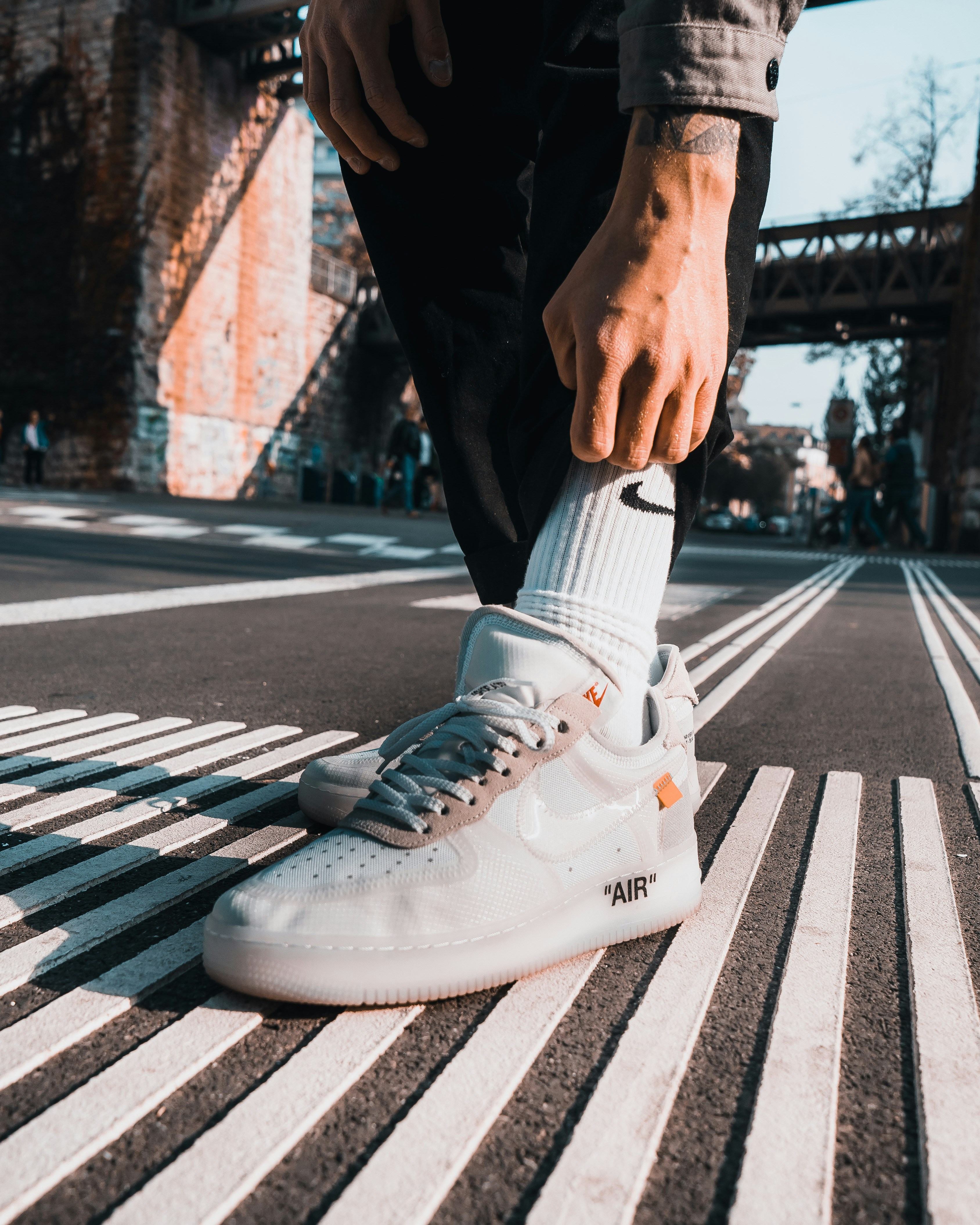 nike air high ankle shoes