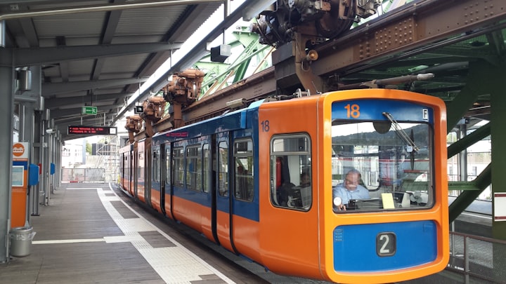 Wuppertal'da Toplu Taşıma