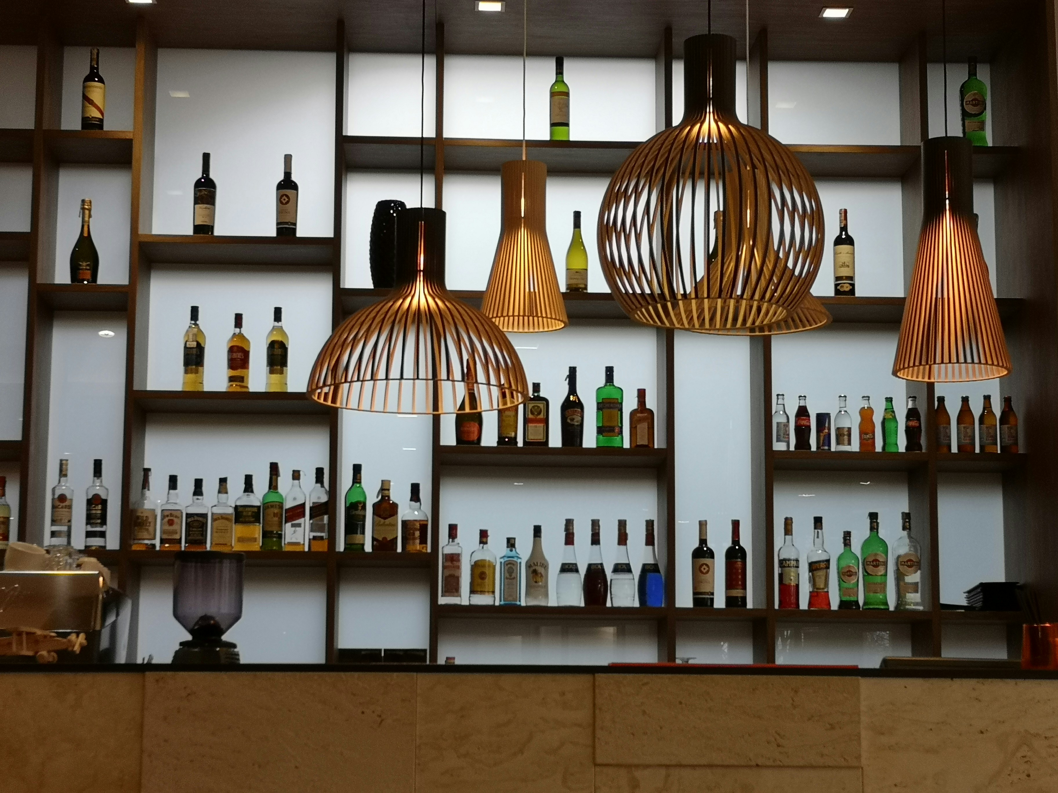 Бар бутылки