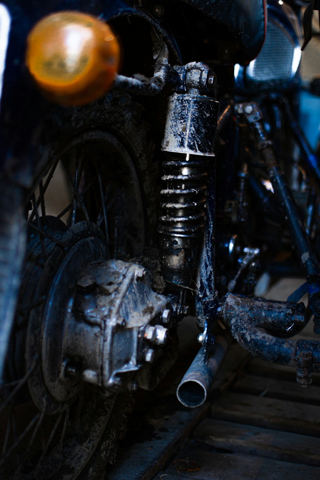 black motorcycle with black tire