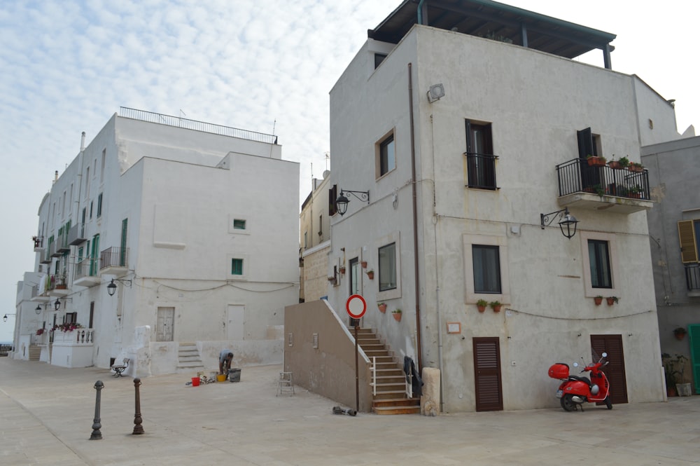 white concrete building during daytime