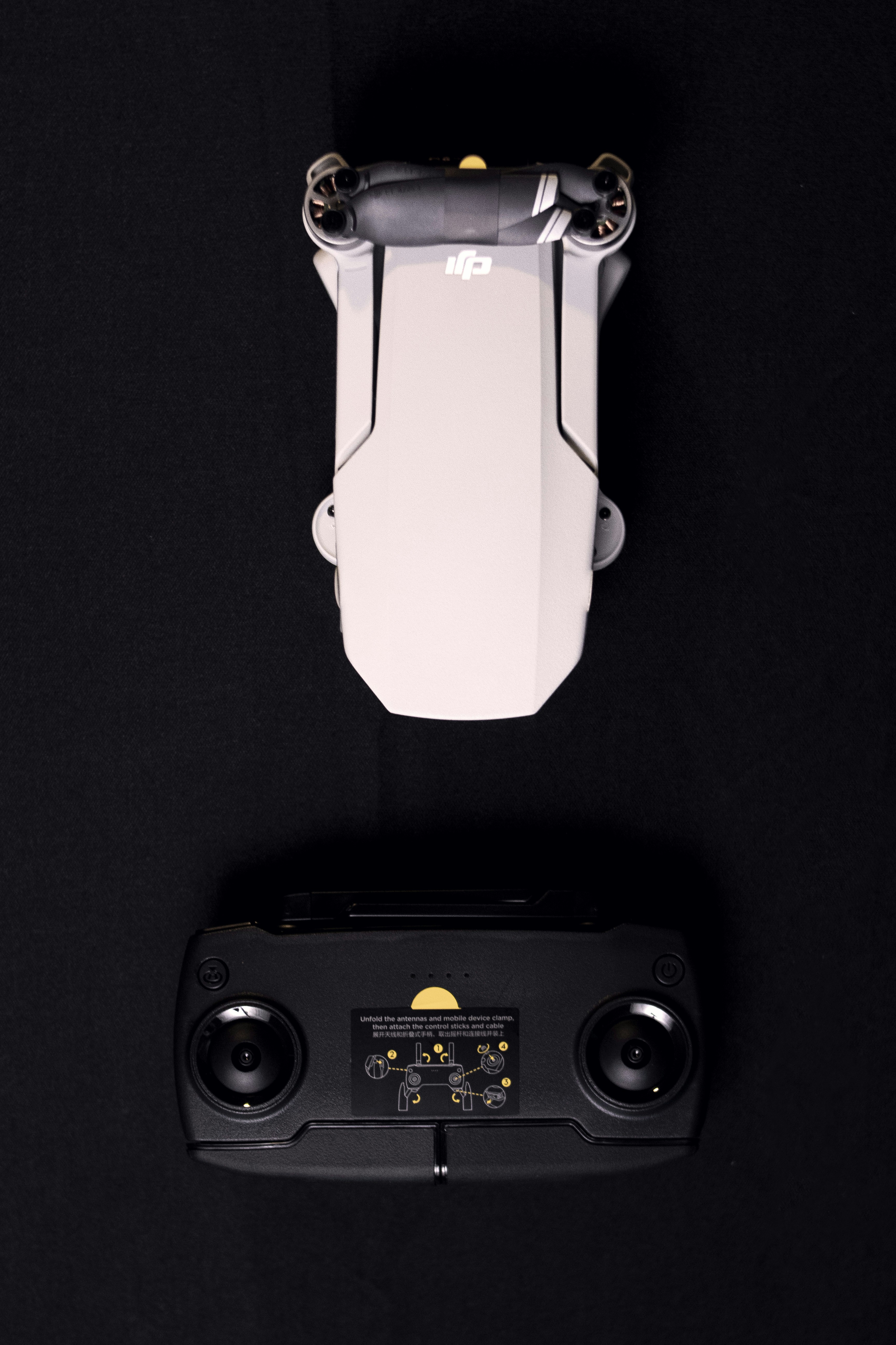 black and white electronic device