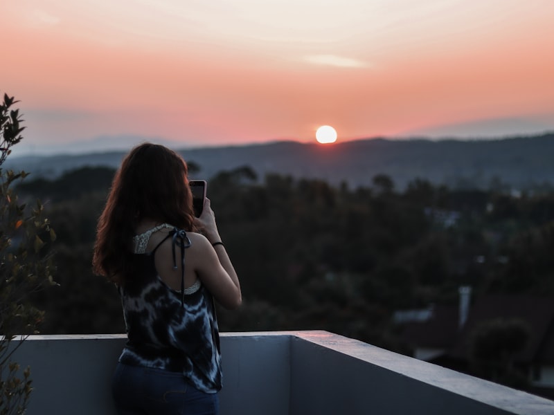 All about Tarot reading is like a mirror — and the art of finding meaning
