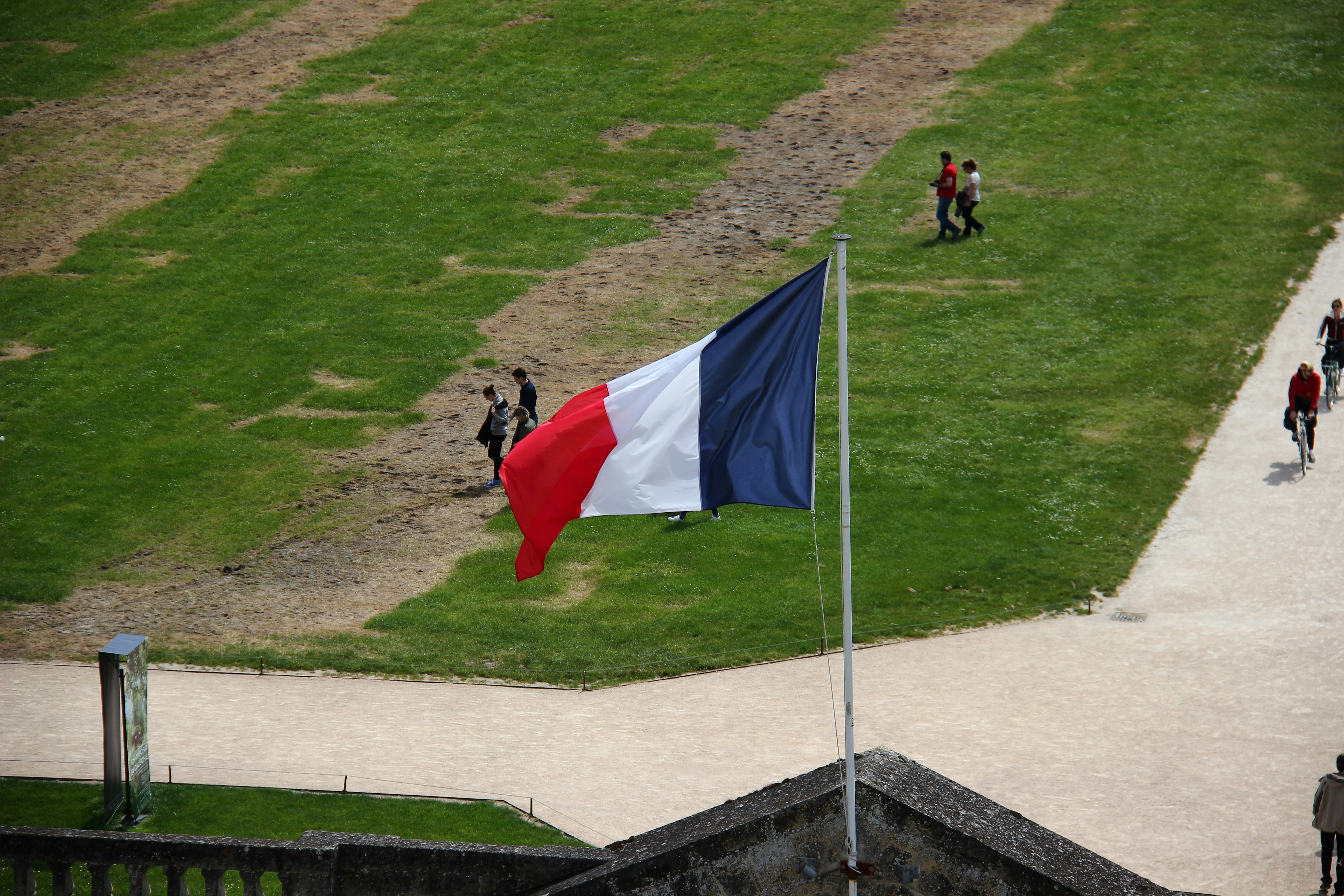 France Commits €4.2 Billion to Strengthen Military Space Capabilities