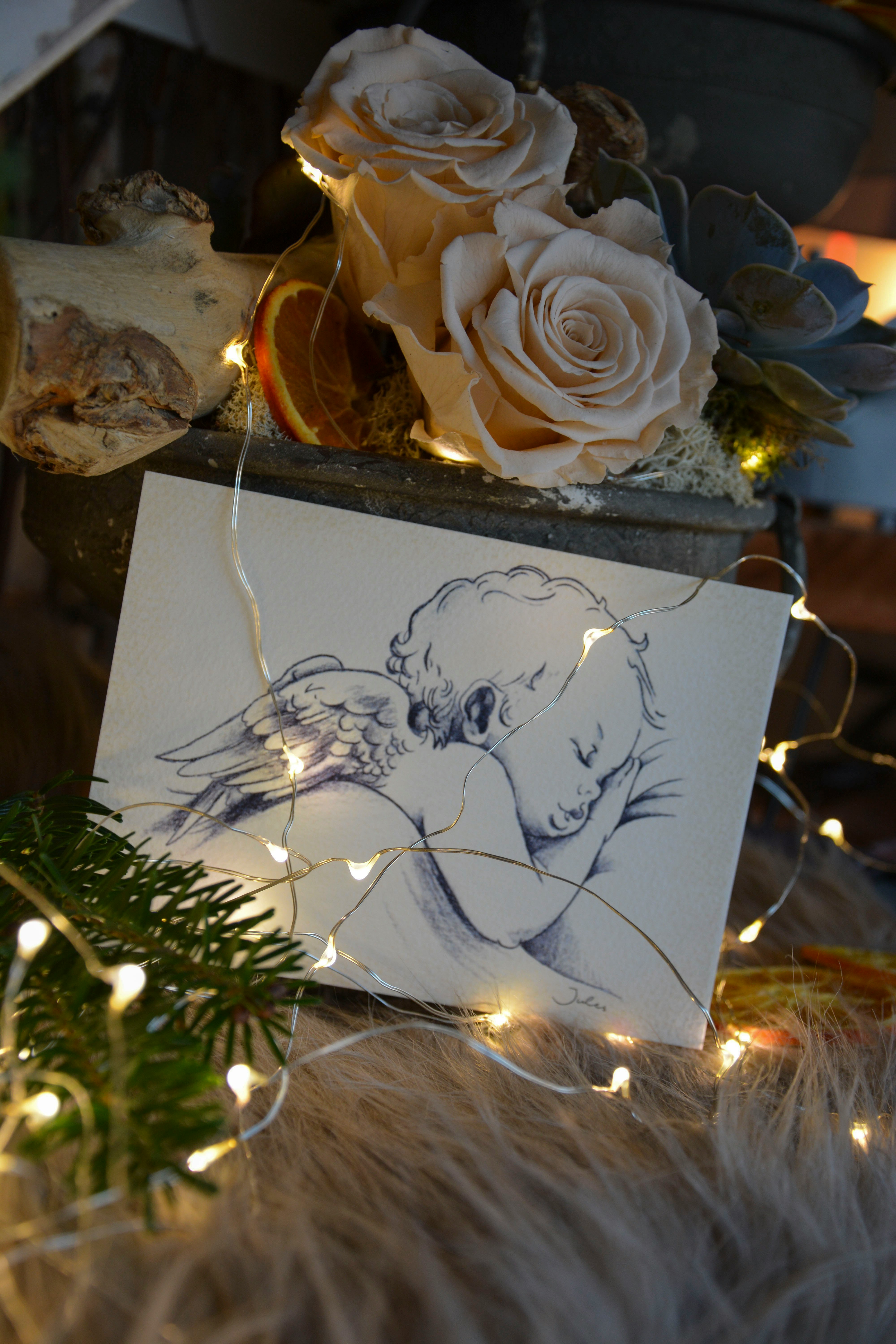 White roses with Angel draw