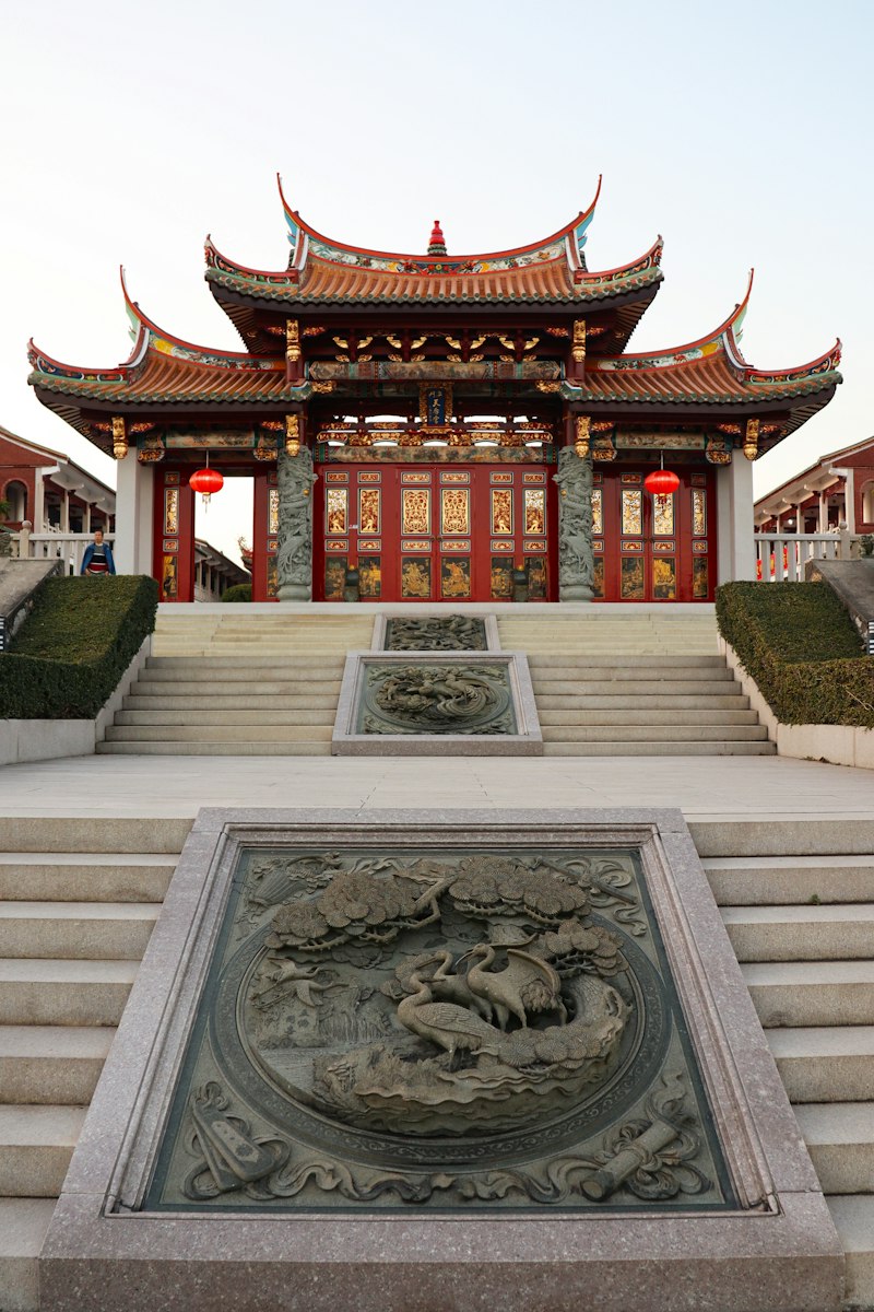 配图