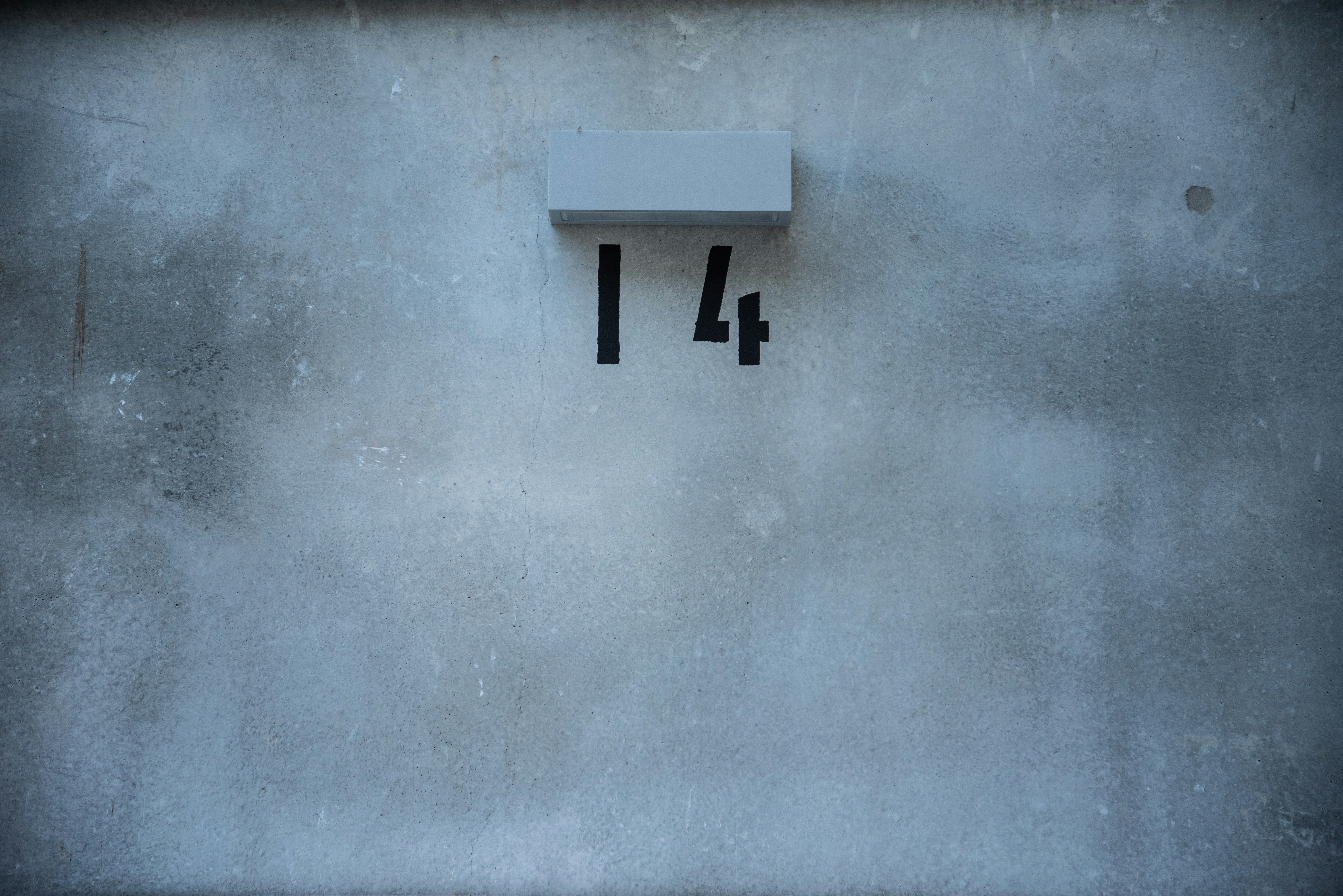 photo-1589373082605-16492abd2f49?ixid=M3wxMjA3fDB8MXxzZWFyY2h8Mnx8NGszc3p6aXxlbnwwfHx8fDE3NTM4ODYxNzV8MA\u0026ixlib=rb-4.1.0