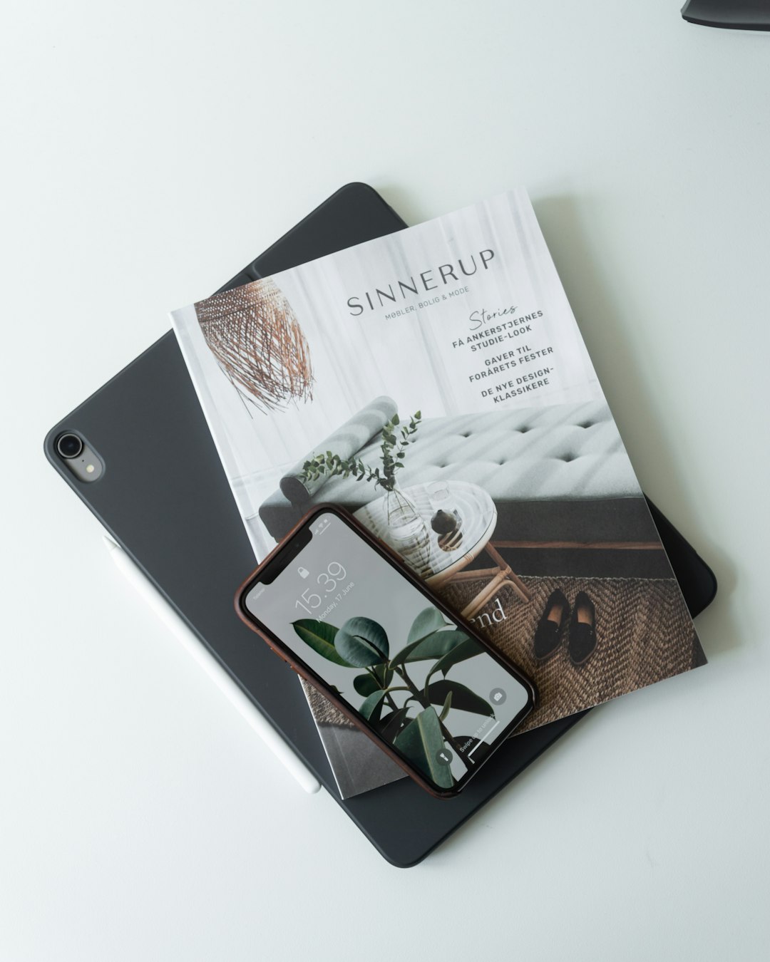 Brochure d finition de brochure Dictionnaire La Brochure d finition de brochure Dictionnaire La