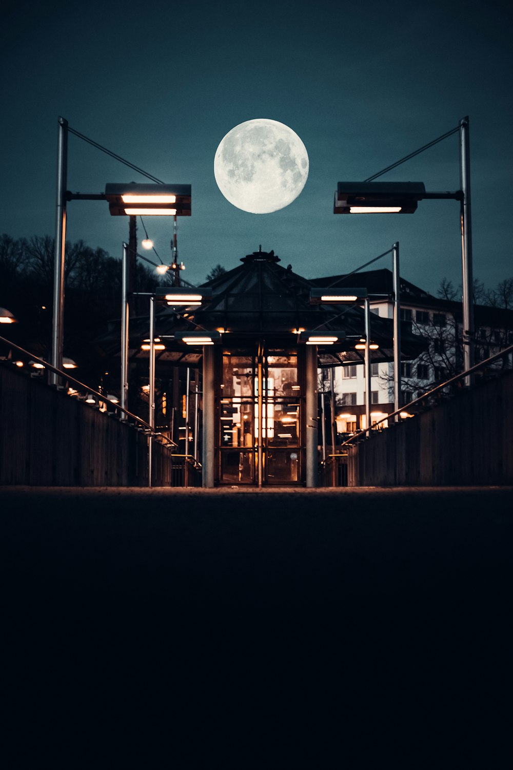 900+ Moon Background Images: Download HD Backgrounds on Unsplash