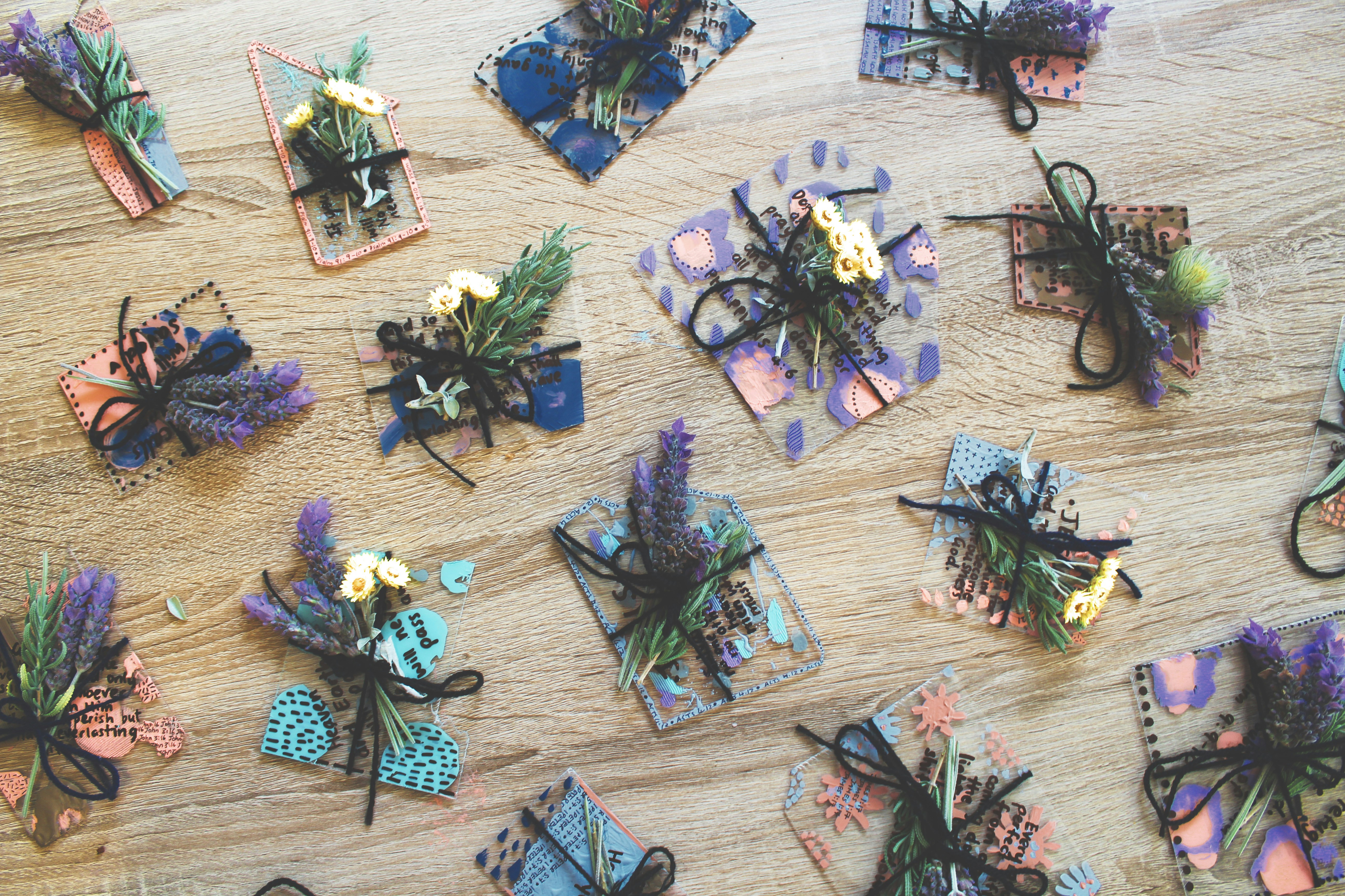 Through the Eyes of Art: Gifts Inspired by Artistic Eras