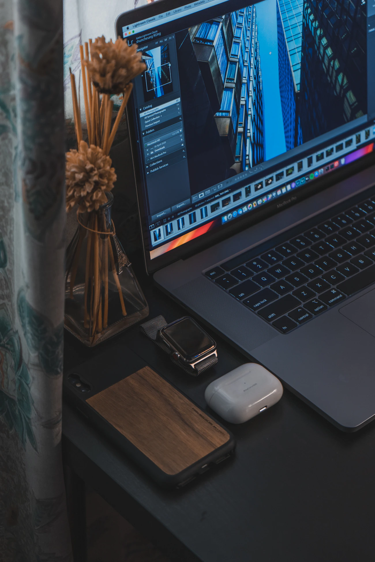 Laptop and smartphone representing organized online communication