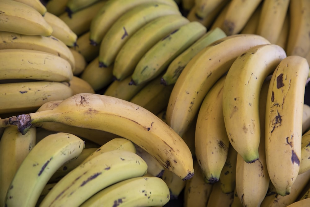 yellow and green banana fruits