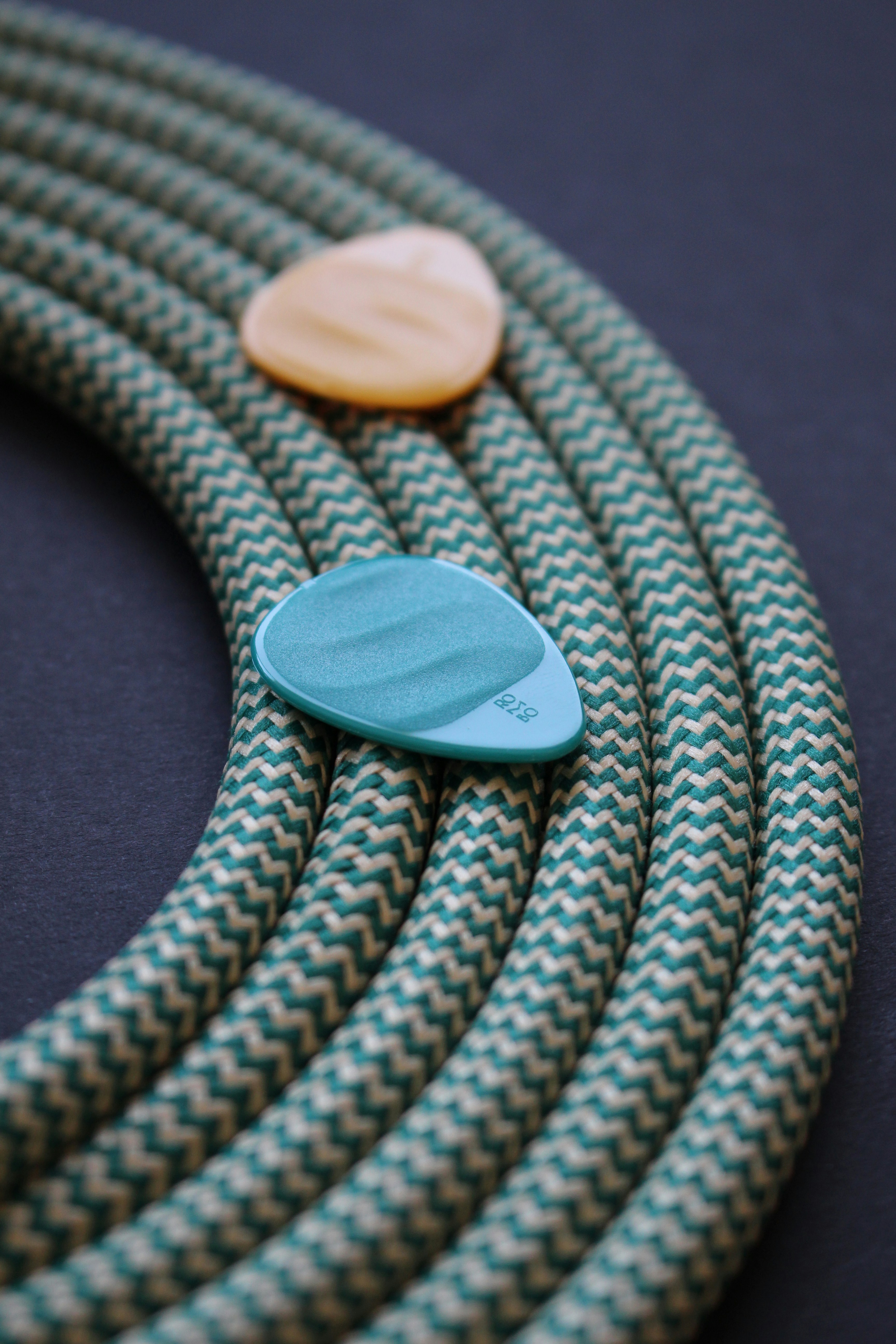 Photo by rombo_guitar_picks