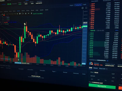 Bitcoin's Volatility Amid Conflict: Unraveling the Accumulation Game