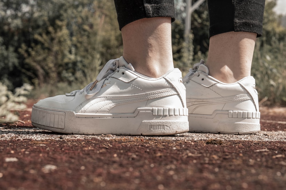 Puma Shoes Pictures | Download Free Images on Unsplash