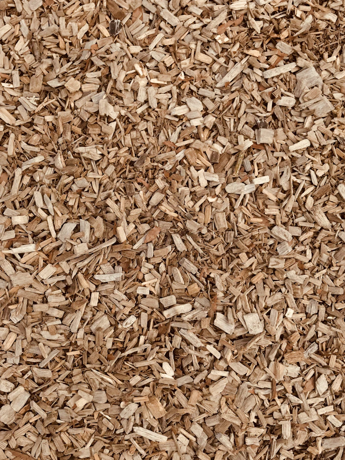 Fresh wood mulch