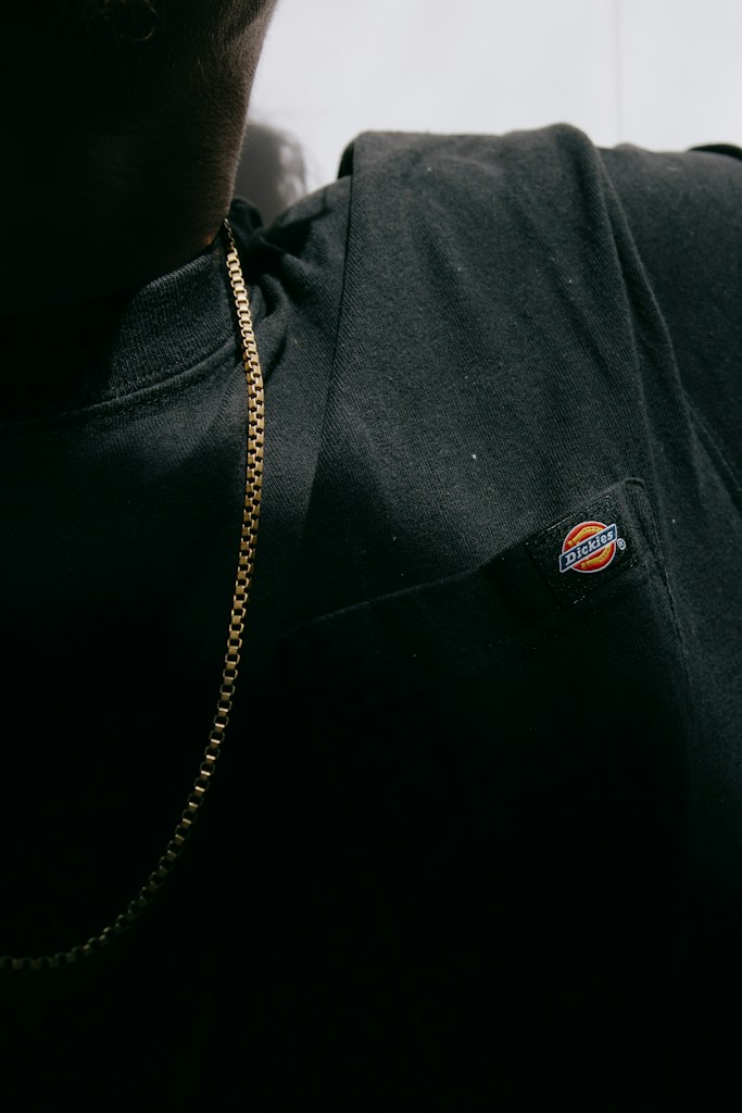Everyday Icon Charcoal Tee
