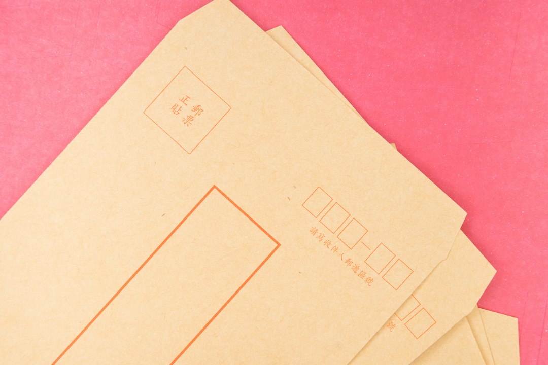 padded mailers closeup