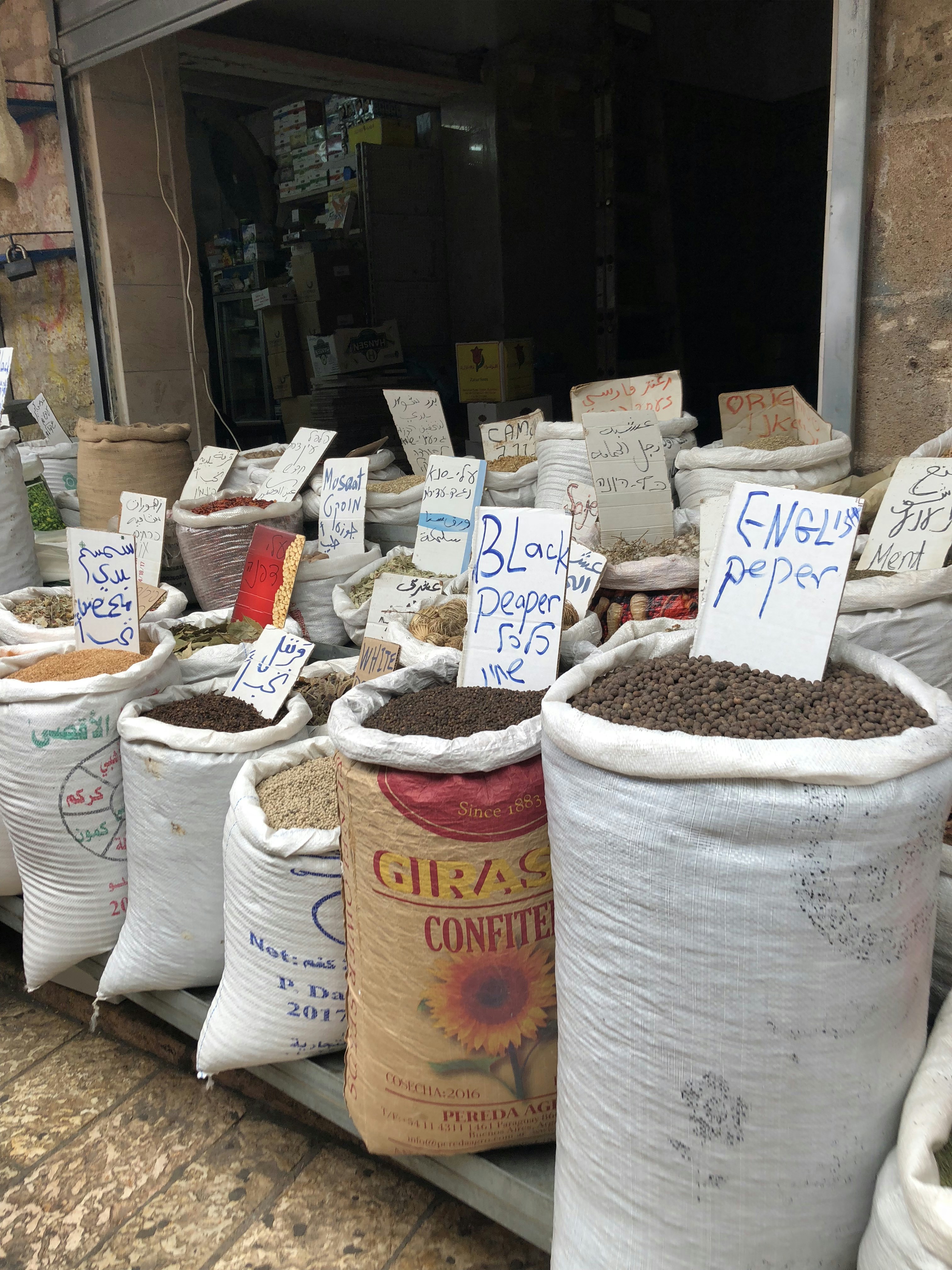 World Building Resource Distribution, Market Seller's Cloth Sacks