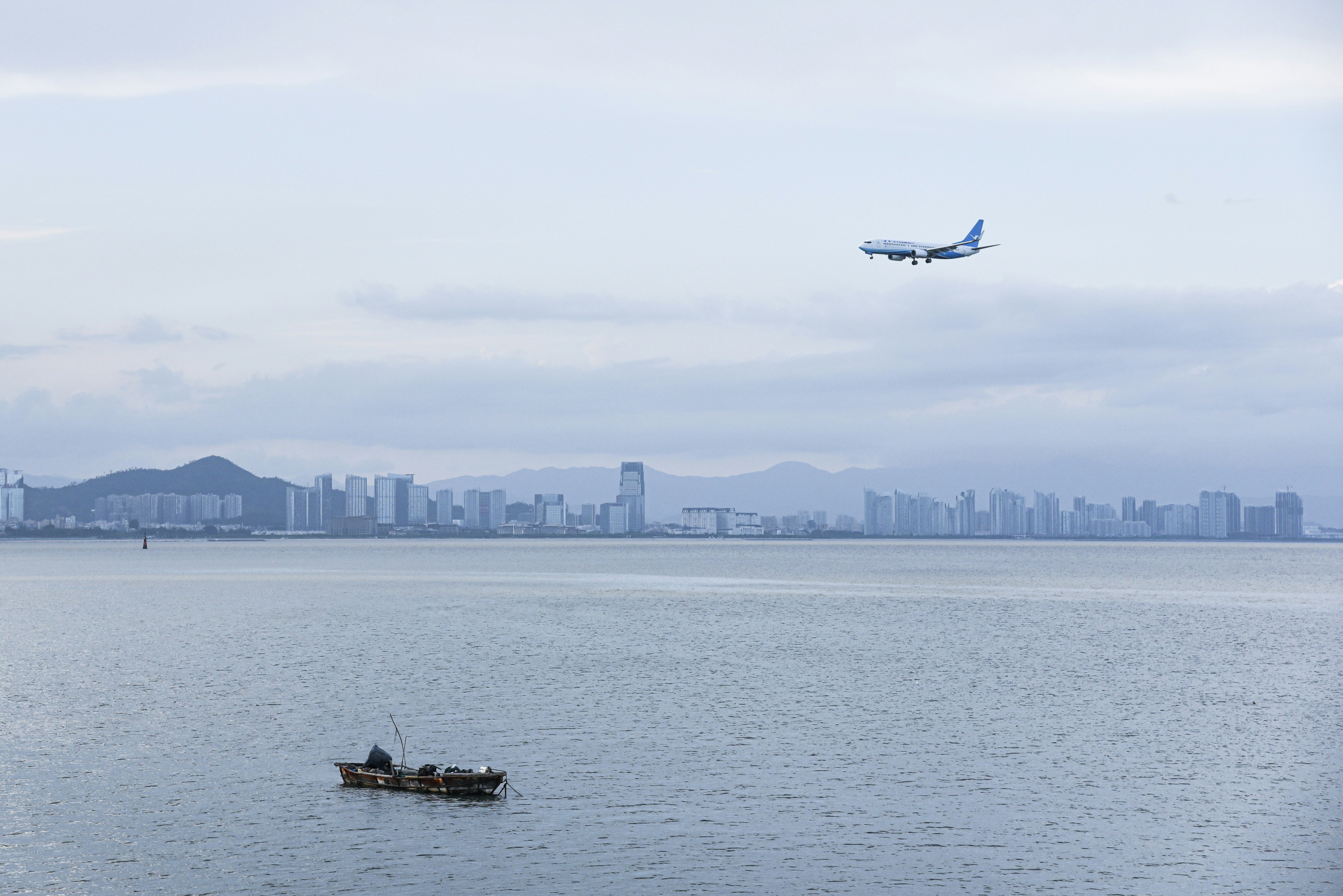 一、平板电脑空运进口香港被扣留的原因分析